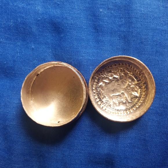 Cambodian tin box - Picture 5 of 6